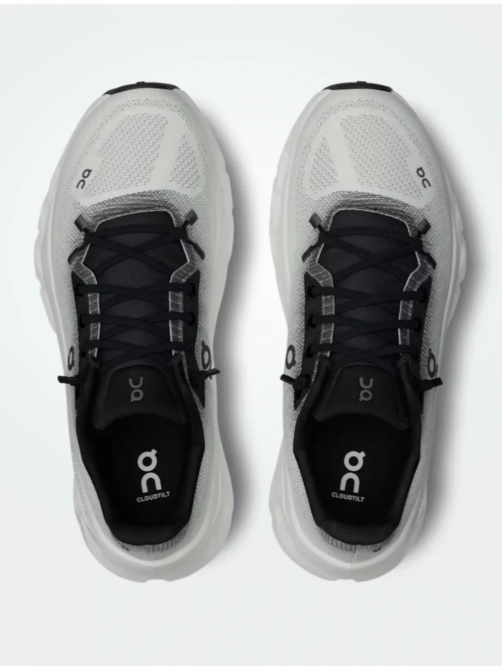 On Running/ On Cloud running shoes brand new